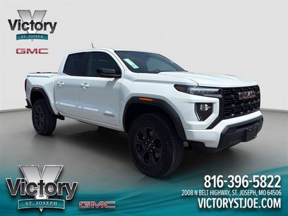 Used 2025 GMC Canyon Elevation