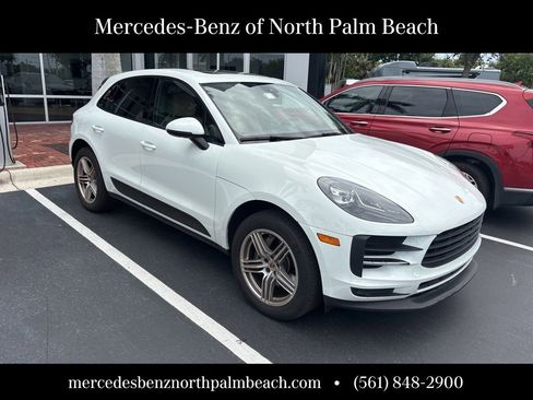 Used 2021 Porsche Macan AWD/4WD image 3