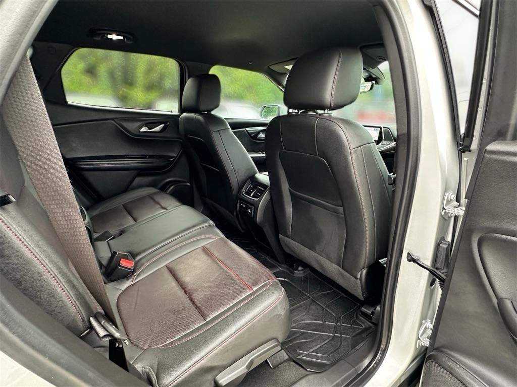 Used 2022 Chevrolet Blazer RS w/ Driver Confidence II Package FWD image 33