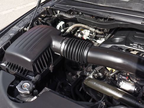 Used 2020 RAM 1500 Limited image 13