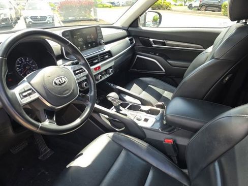 Used 2021 Kia Telluride S FWD image 11