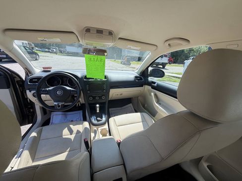 Used 2013 Volkswagen Jetta TDI FWD image 25