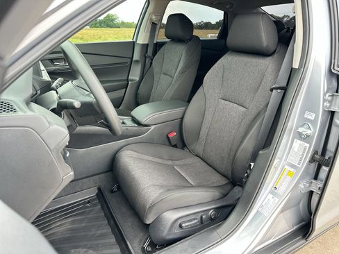 Used 2026 Honda Accord SE image 11
