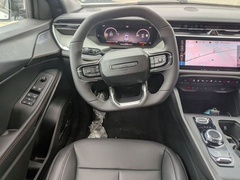 New 2026 Jeep Cherokee Limited image 14