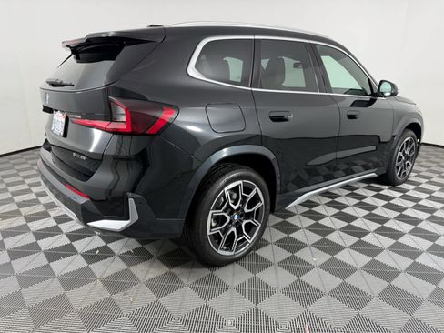 Used 2025 BMW X1 xDrive28i w/ Technology Package AWD/4WD image 3