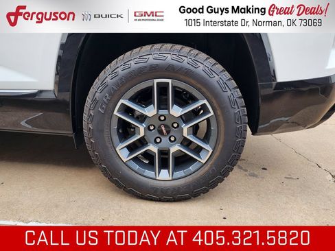 New 2027 GMC Terrain AT4 w/ Convenience Package III AWD/4WD image 56