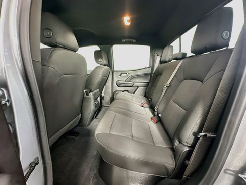 Used 2025 Chevrolet Colorado Trail Boss AWD/4WD image 28