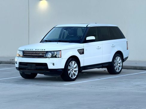 Used 2013 Land Rover Range Rover Sport HSE LUX w/ Luxury Interior Pkg AWD/4WD image 3