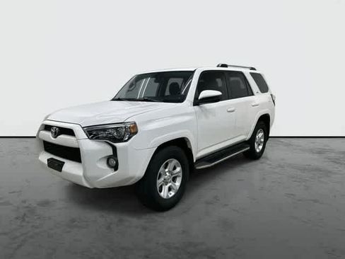 Used 2019 Toyota 4Runner SR5 RWD image 8