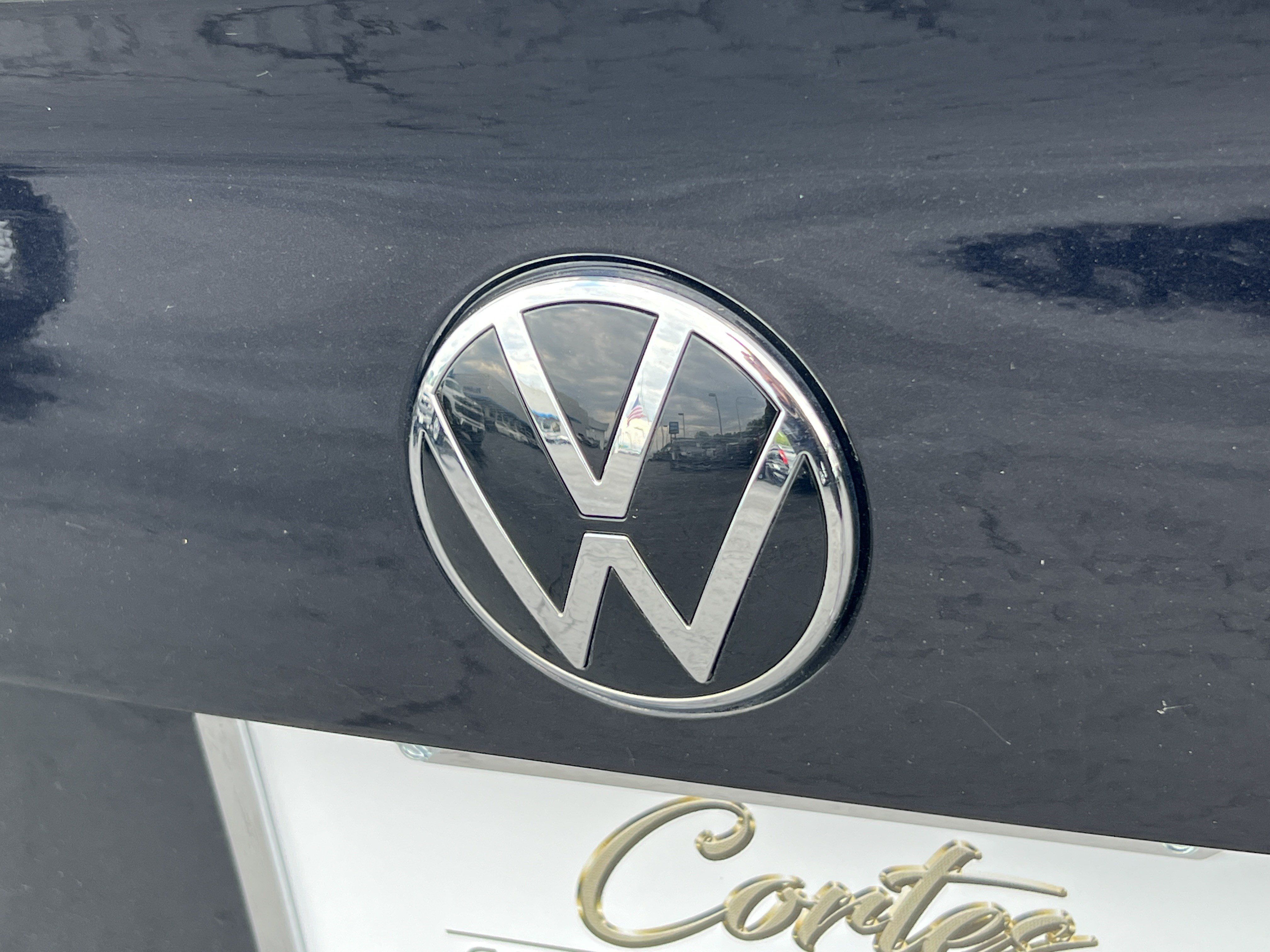 Used 2024 Volkswagen Jetta SE FWD image 8