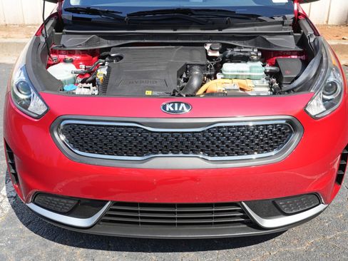Used 2019 Kia Niro LX FWD image 7