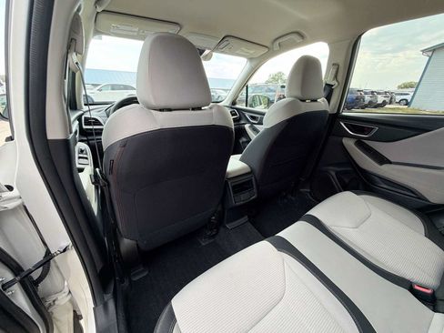 Used 2021 Subaru Forester AWD/4WD image 15