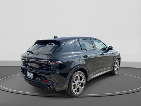 Used 2024 Alfa Romeo Tonale Veloce AWD/4WD image 7