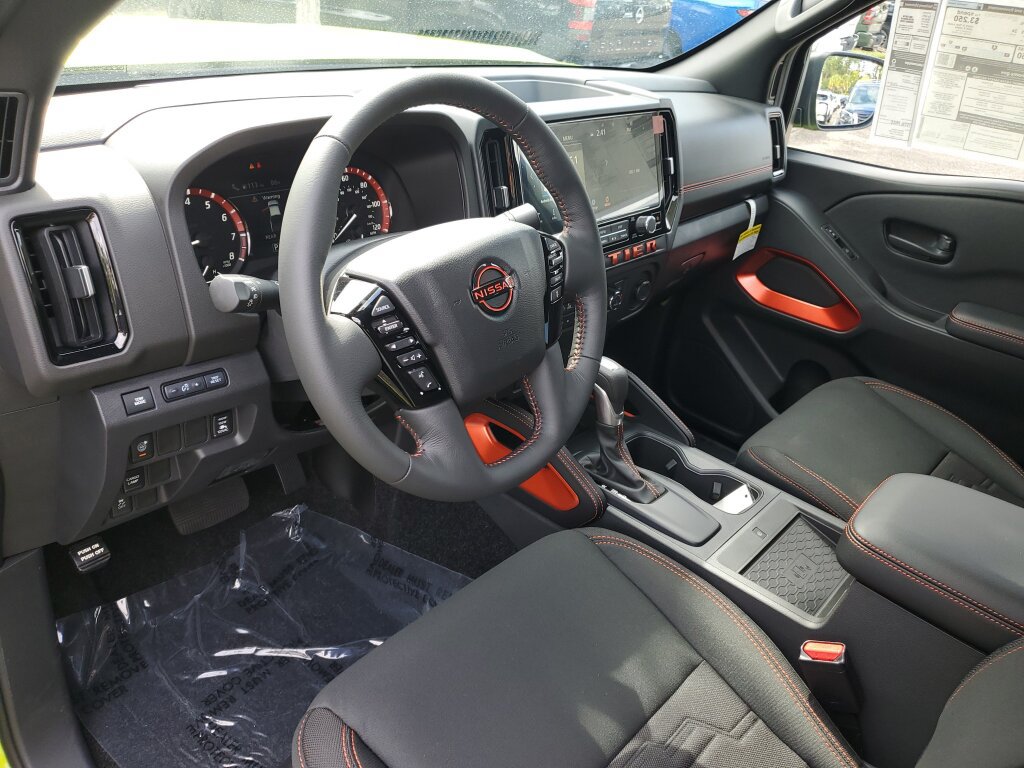 New 2026 Nissan Frontier Pro-X w/ Pro-X Convenience Package RWD image 14