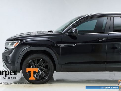 Used 2023 Volkswagen Atlas Cross Sport SE w/ Black Wheel Package FWD image 41