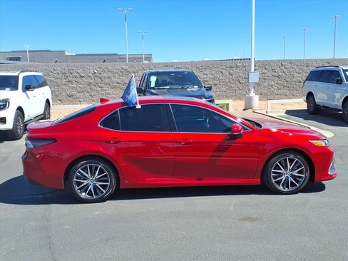 Used 2023 Toyota Camry XLE w/ Navigation Package image 3