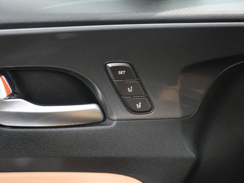 Used 2023 Hyundai Santa Fe Calligraphy image 12