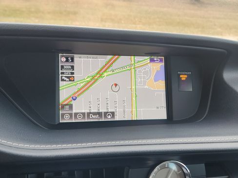 Used 2018 Lexus ES 300h image 24