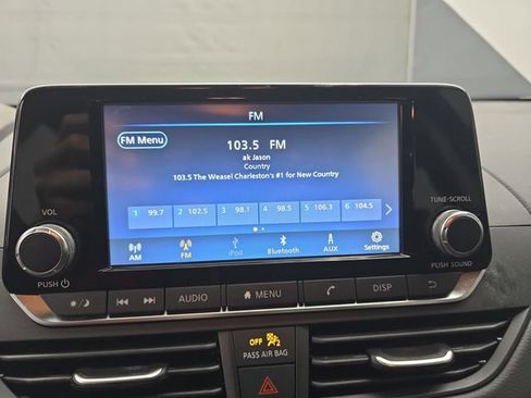 Used 2024 Nissan Altima 2.5 S FWD image 31