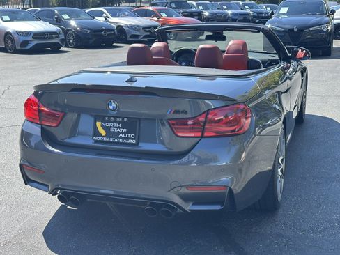 Used 2019 BMW M4 Convertible RWD image 9
