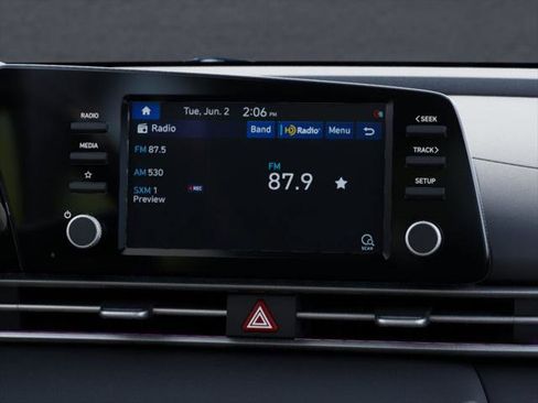 New 2026 Hyundai Elantra SE image 13