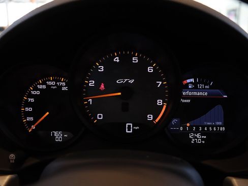 Used 2020 Porsche 718 Cayman GT4 image 44