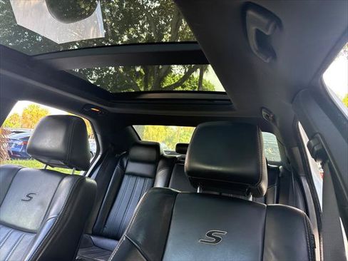 Used 2014 Chrysler 300 S RWD image 19