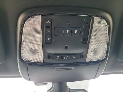 Used 2024 Dodge Durango GT AWD/4WD image 26
