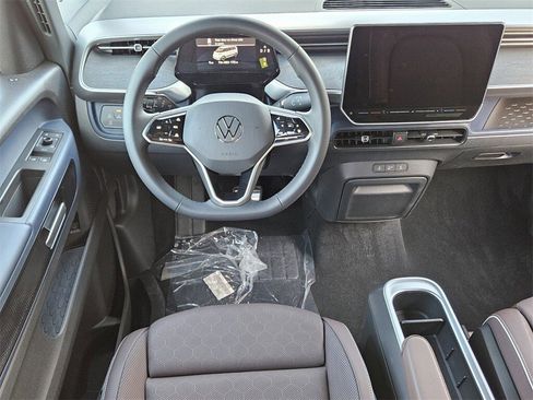 New 2025 Volkswagen ID. Buzz Pro S image 8