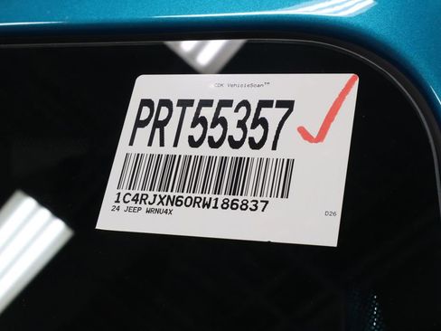 Used 2024 Jeep Wrangler Unlimited w/ Convenience Group image 36