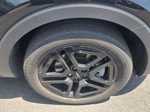 Used 2024 Kia Telluride EX X-Line AWD/4WD image 8