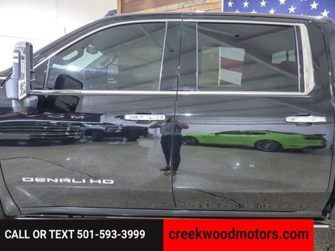 Used 2022 GMC Sierra 2500 Denali w/ Denali Black Diamond Edition image 24