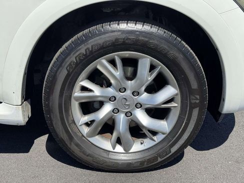 Used 2011 INFINITI QX56 4WD w/ Theater Pkg image 29