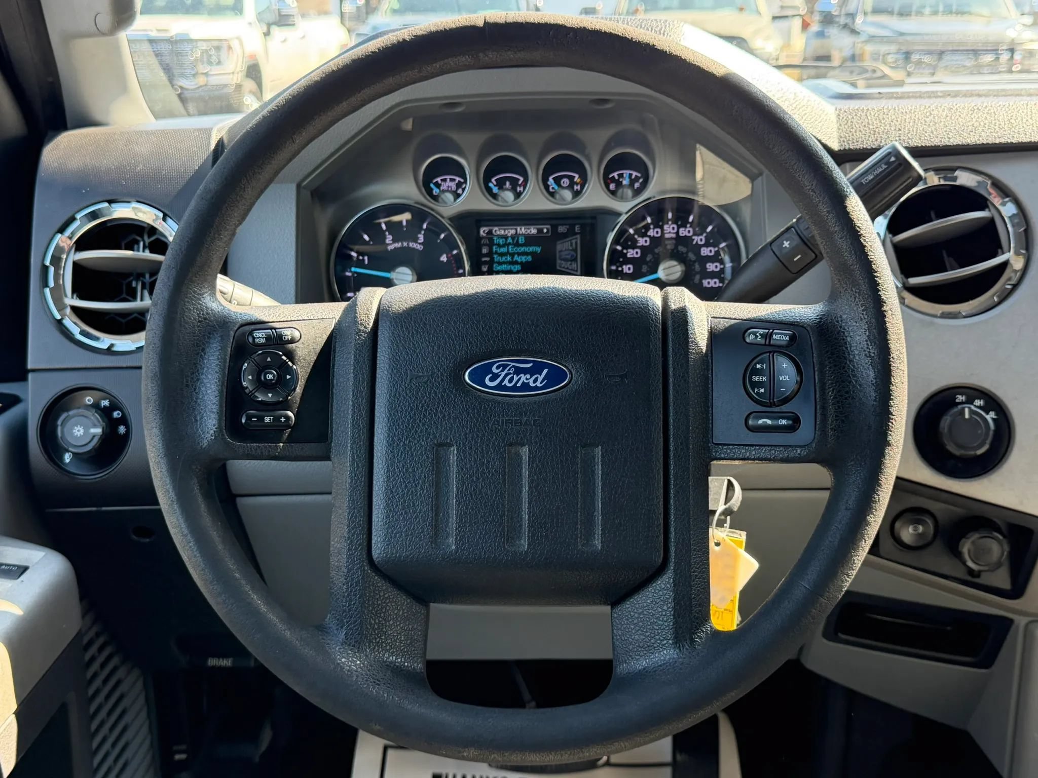 Used 2016 Ford F350 XLT w/ XLT Value Package AWD/4WD image 26