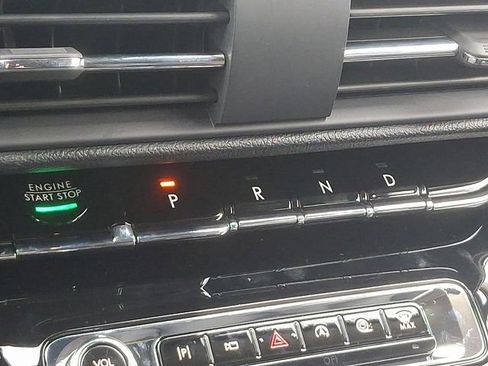 New 2026 Lincoln Corsair Premiere image 7