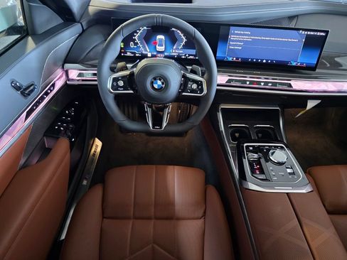New 2026 BMW 740i xDrive w/ Premium Package AWD/4WD image 11