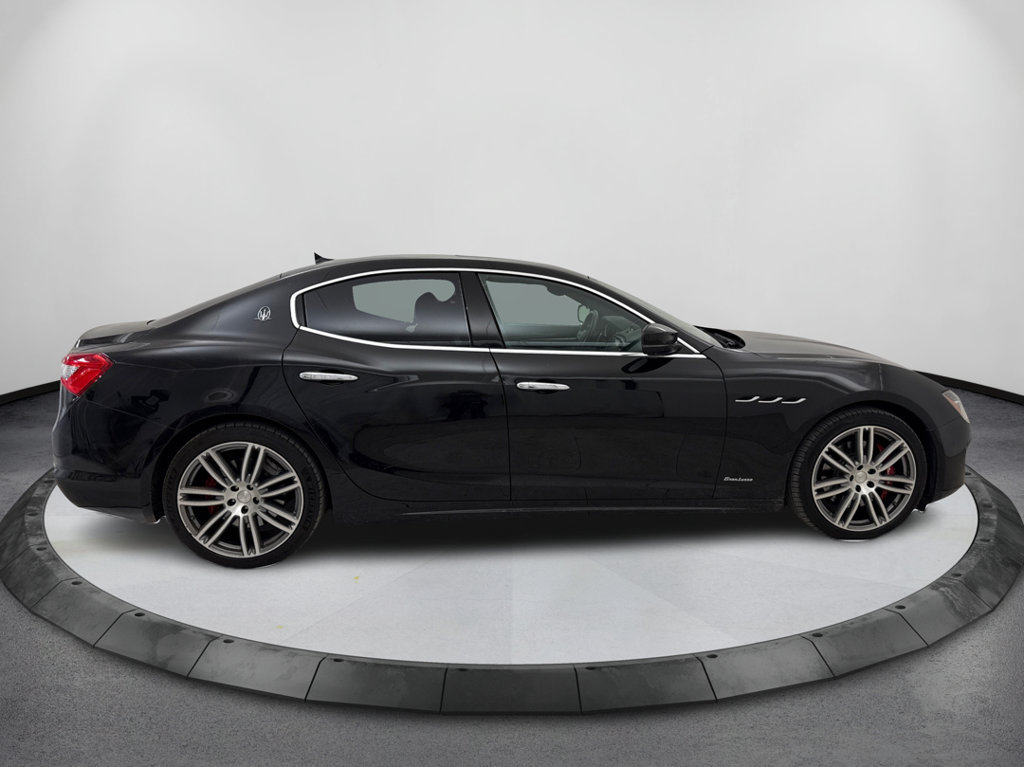 Used 2019 Maserati Ghibli S GranLusso RWD image 4