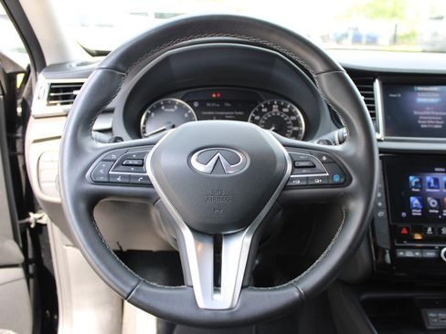 Certified 2025 INFINITI QX50 Luxe image 14