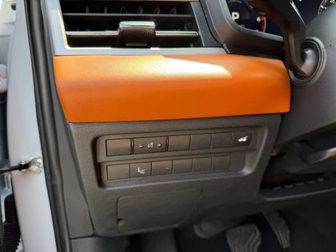 Used 2024 Mitsubishi Outlander SEL FWD image 19