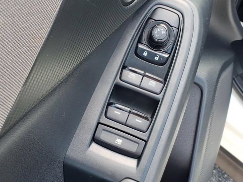 Certified 2024 Subaru Crosstrek 2.0i Premium AWD/4WD image 12