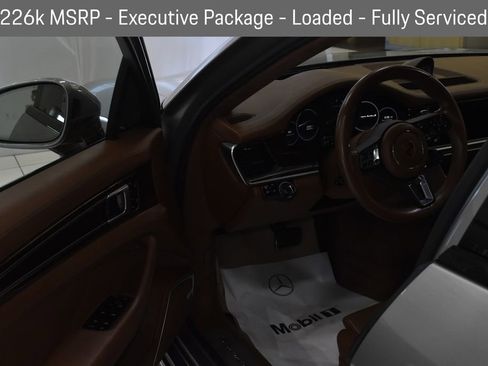 Used 2020 Porsche Panamera Turbo S Executive image 29