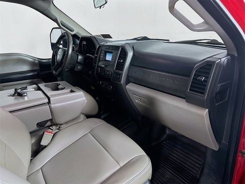 Used 2019 Ford F450 XL w/ Power Equipment Group image 30