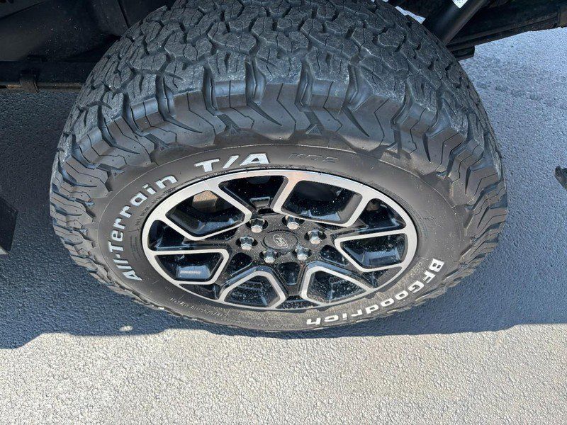 Used 2022 Ford F150 Lariat w/ Equipment Group 502A High AWD/4WD image 7