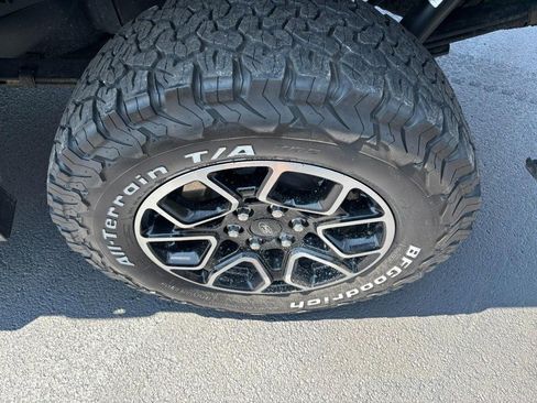 Used 2022 Ford F150 Lariat w/ Equipment Group 502A High AWD/4WD image 7
