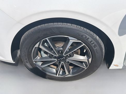 Used 2023 Kia Forte LXS FWD image 36