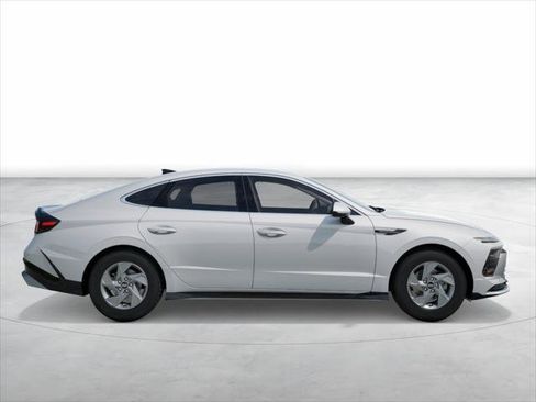 New 2026 Hyundai Sonata SE image 7