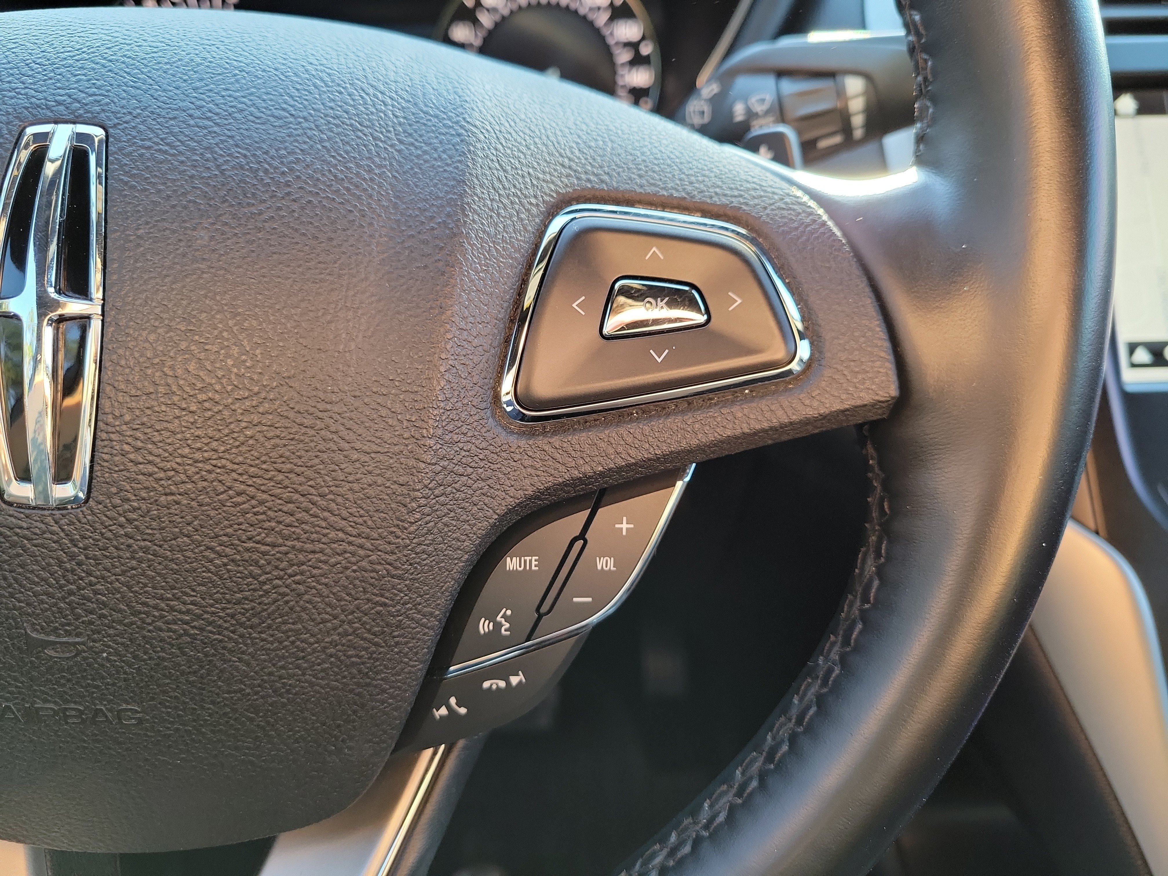 Used 2018 Lincoln MKC Reserve AWD/4WD image 29