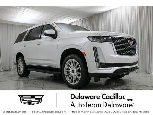 Used 2024 Cadillac Escalade Premium Luxury AWD/4WD image 1