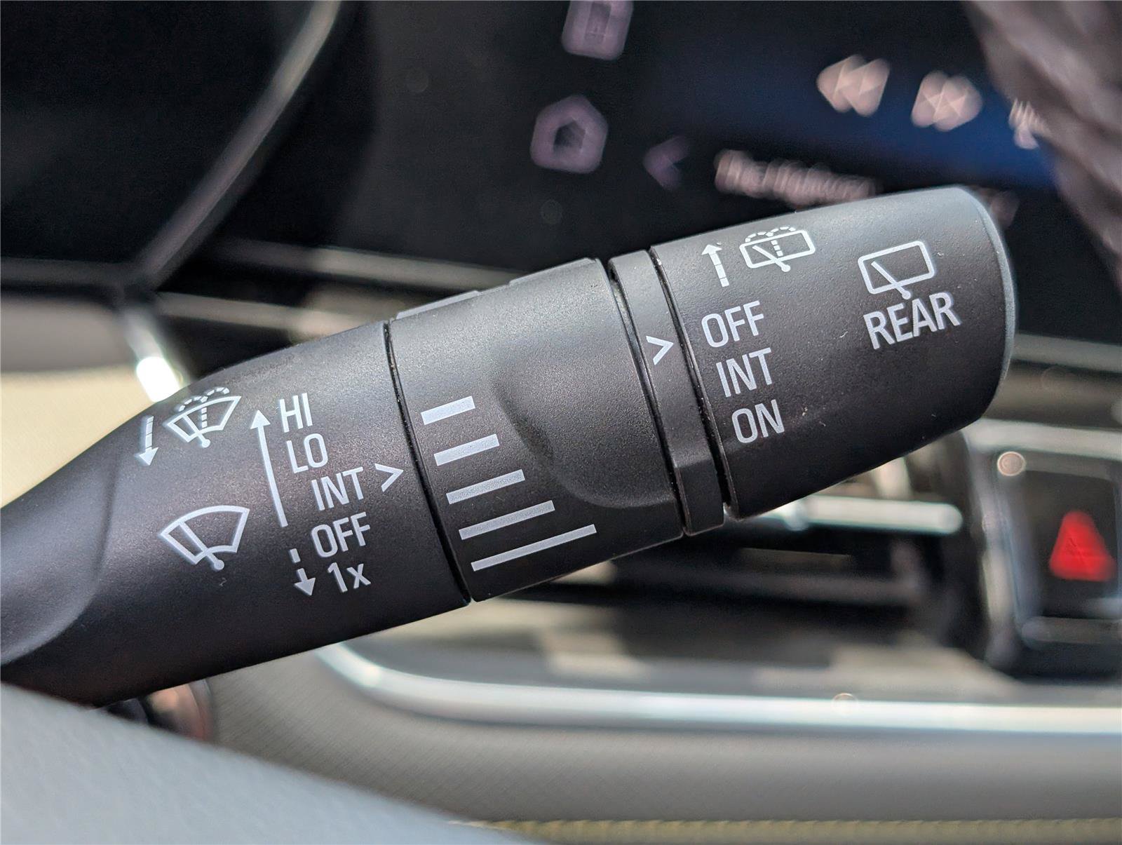 Used 2024 Chevrolet TrailBlazer ACTIV w/ Driver Confidence Package FWD image 25