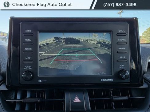 Used 2021 Toyota RAV4 LE image 31